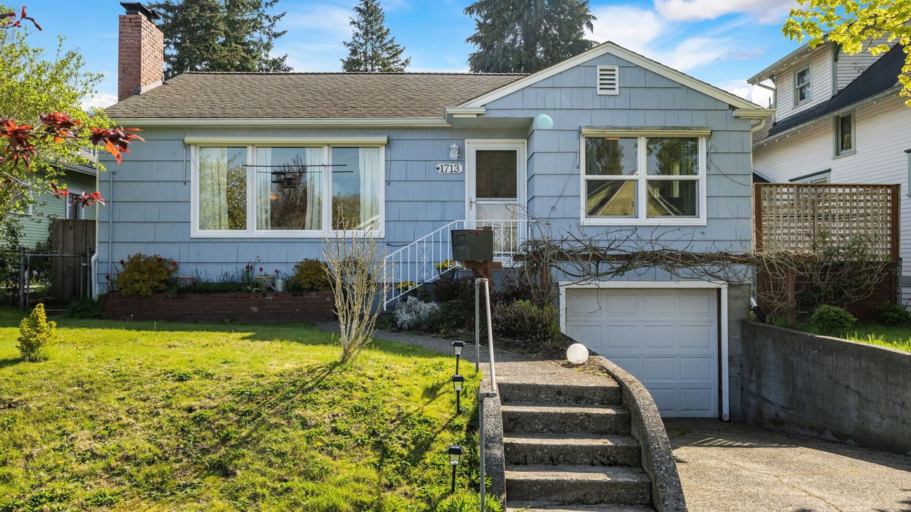 Photo of Outdoor in Everett