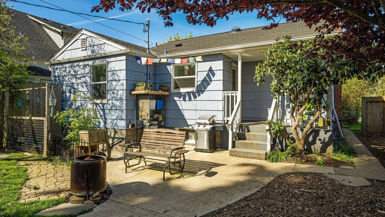 Photo of Patio Balcony in Everett