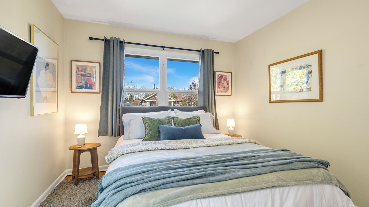 Photo of Bedroom in Everett