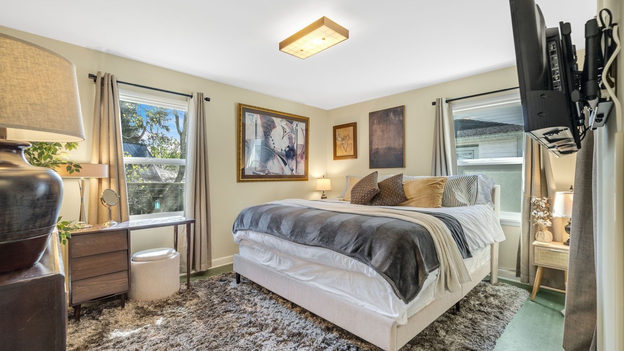 Photo of Bedroom in Everett