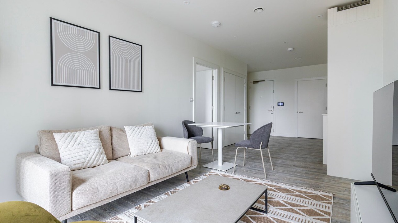 Photo of Livingroom in Stratford and New Town