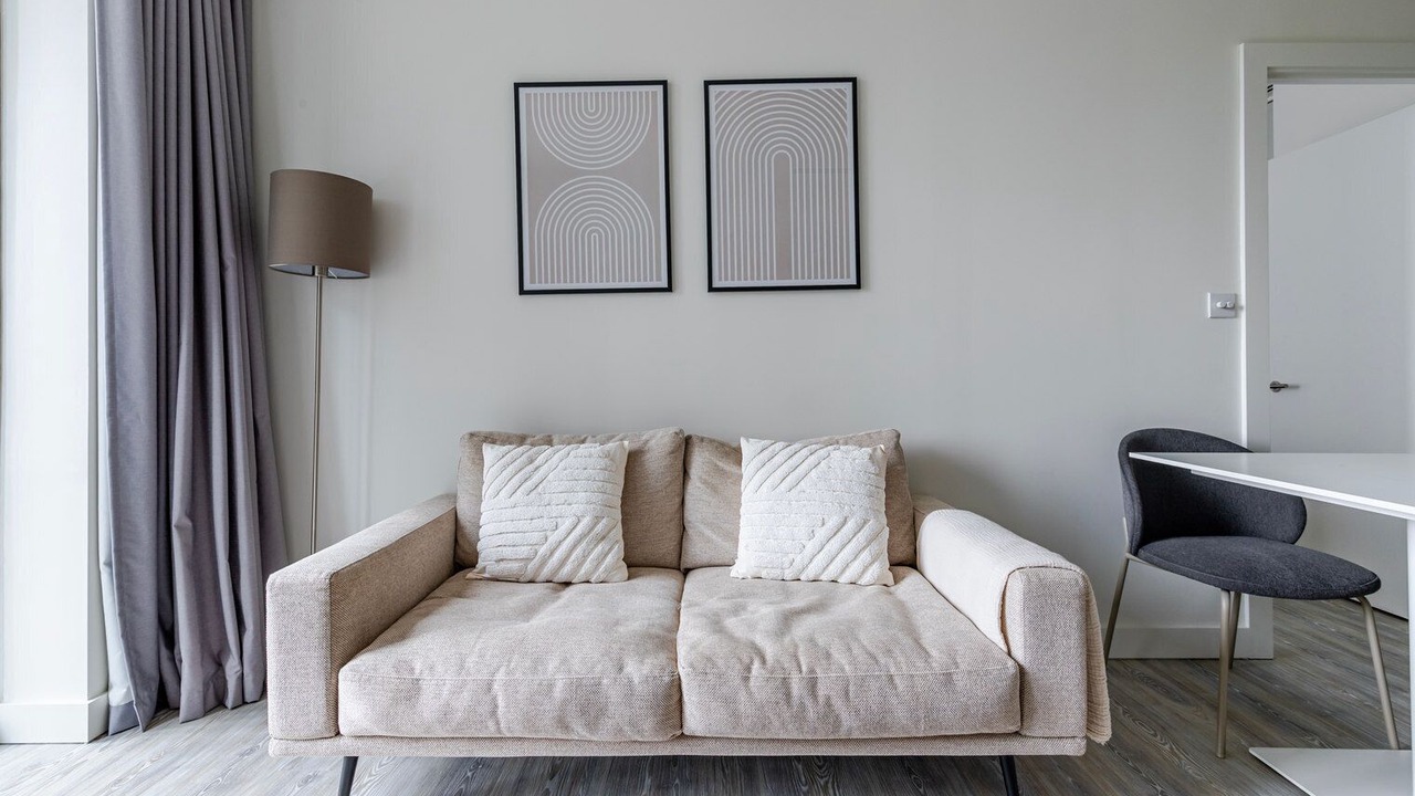 Photo of Livingroom in Stratford and New Town