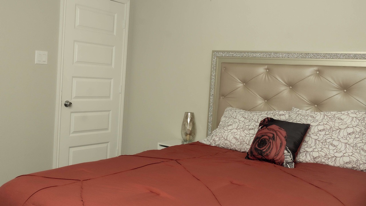 Photo of Bedroom in Pecan Grove