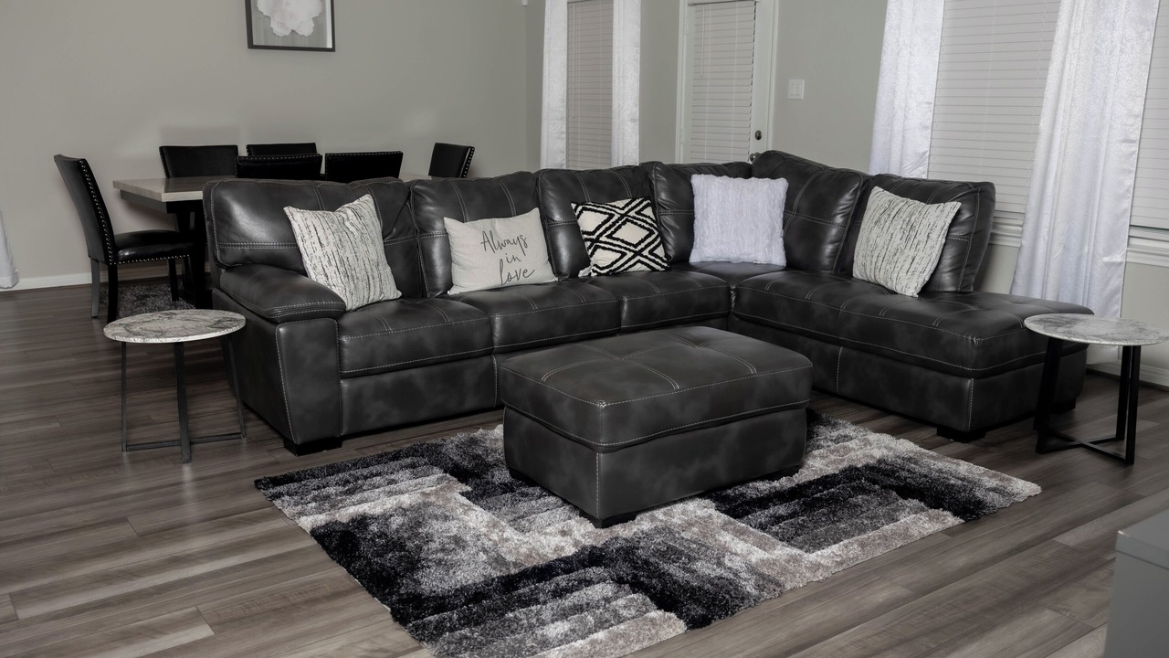 Photo of Livingroom in Pecan Grove
