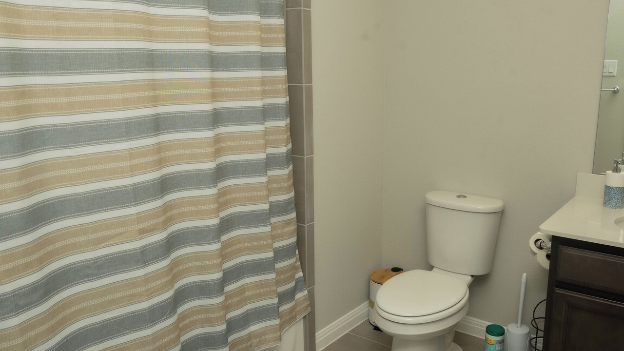 Photo of Bathroom in Pecan Grove