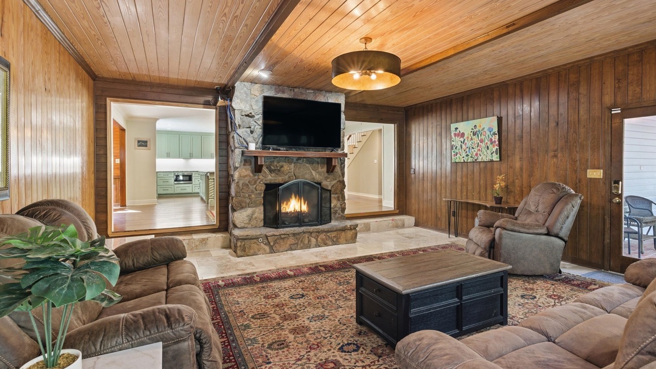 Photo of Livingroom in Hattiesburg