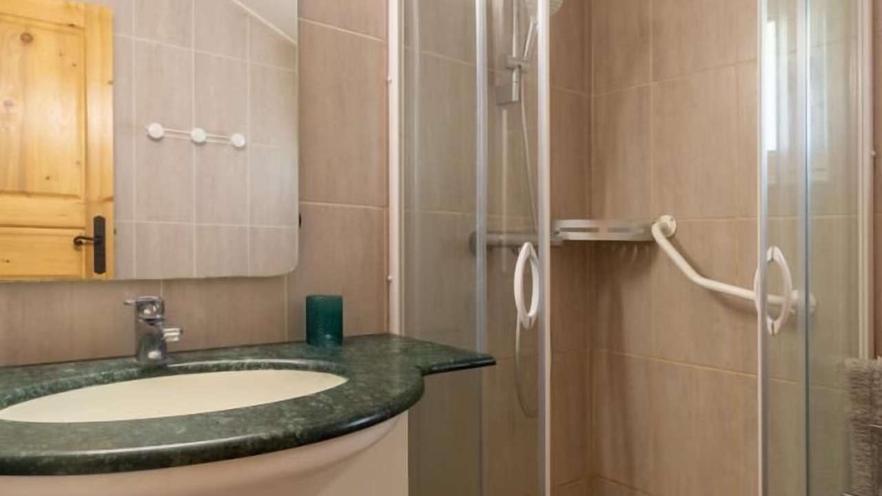 Photo of Bathroom in Areches