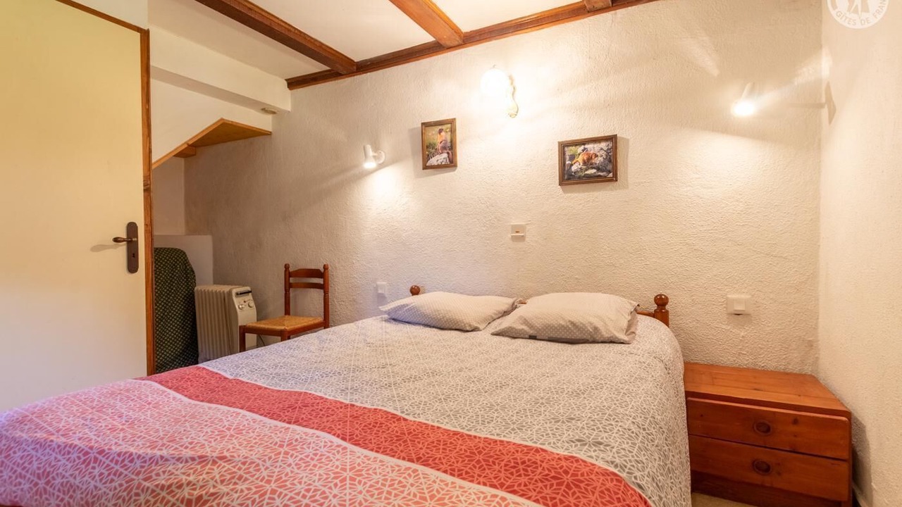 Photo of Bedroom in Areches