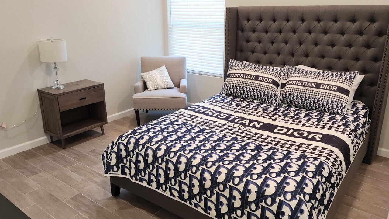 Photo of Bedroom in Fountain Valley