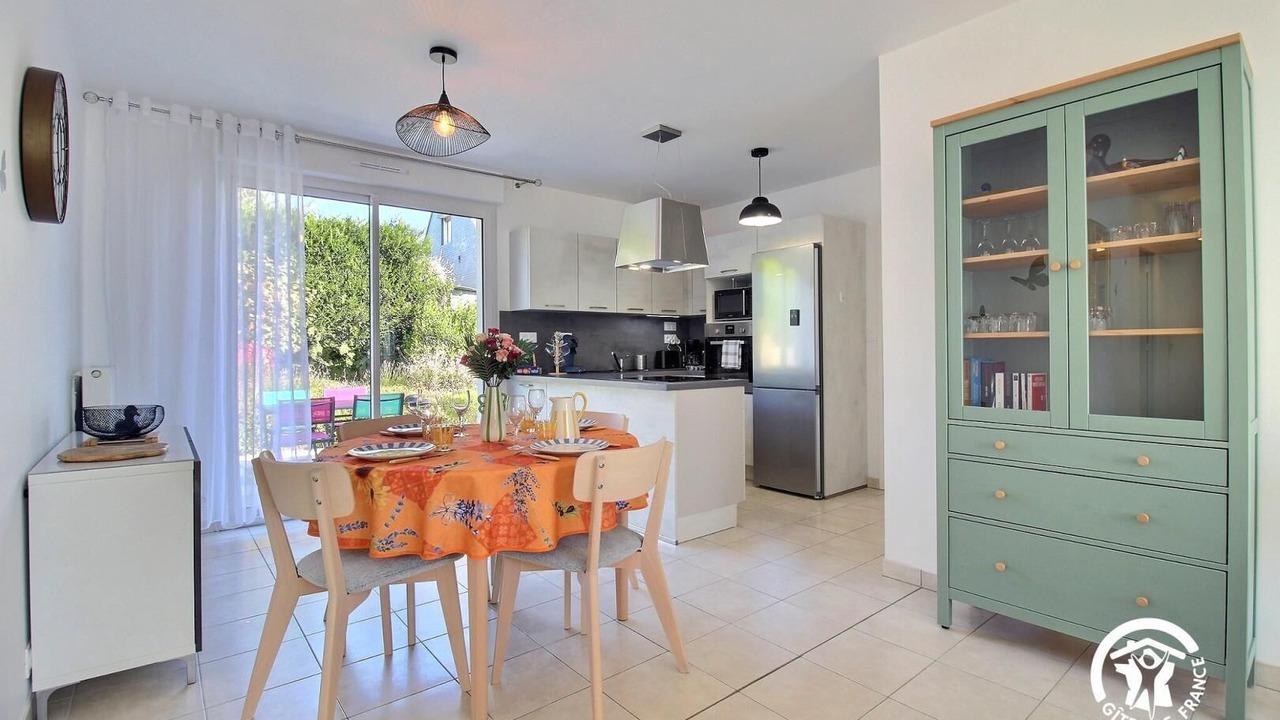 Photo of Kitchen in Peaule