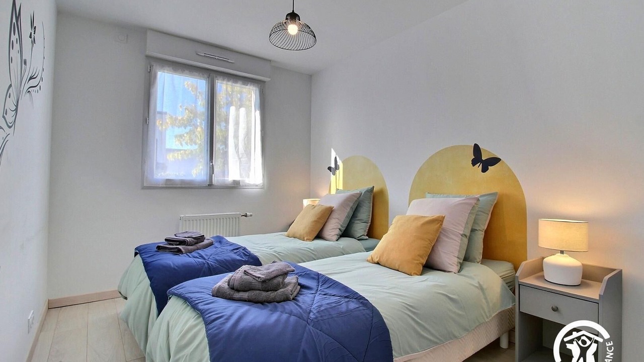 Photo of Bedroom in Peaule