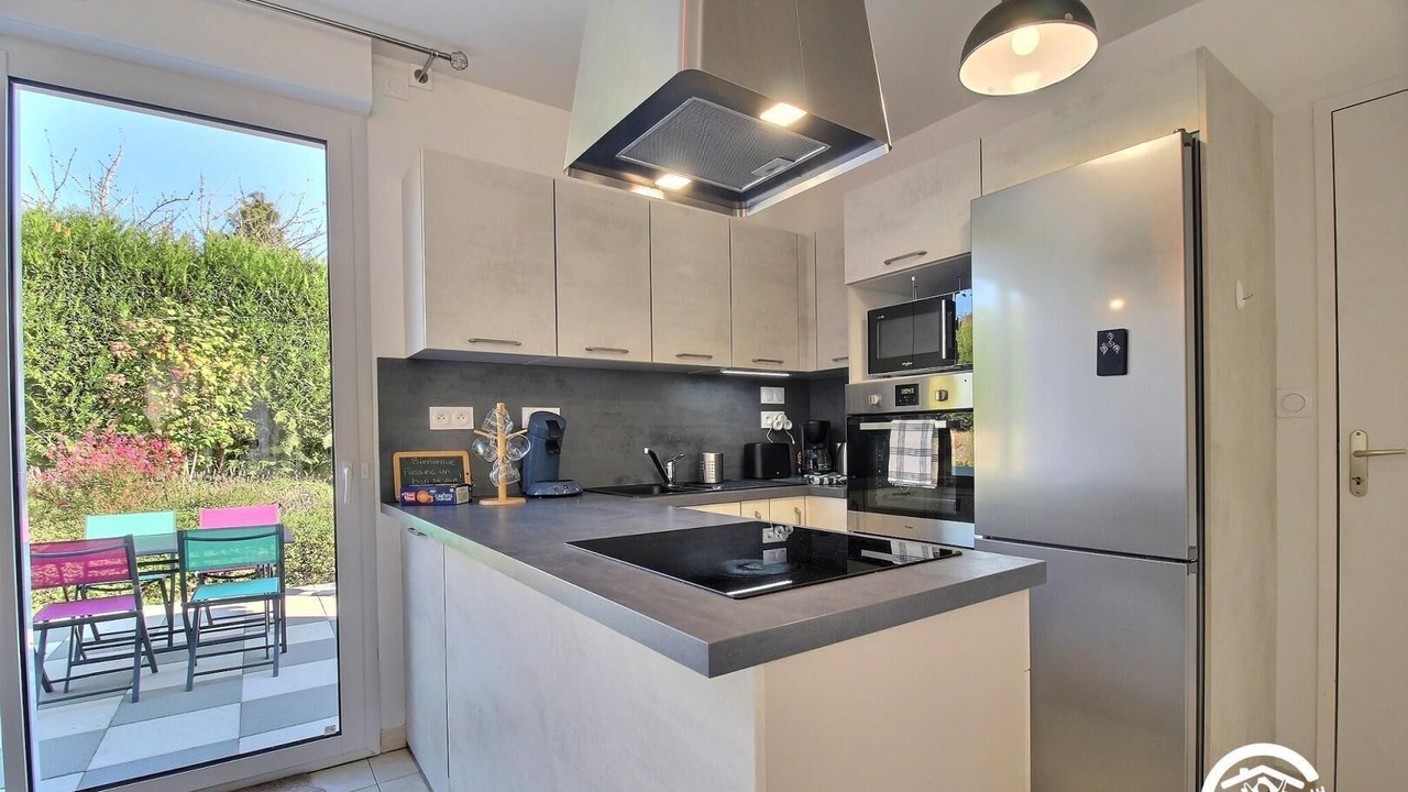Photo of Kitchen in Peaule