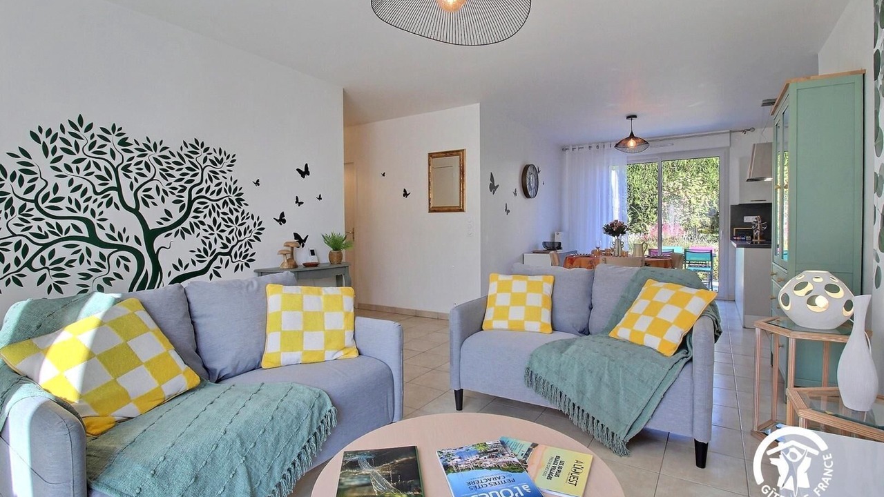 Photo of Livingroom in Peaule
