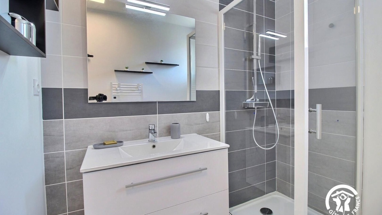 Photo of Bathroom in Peaule