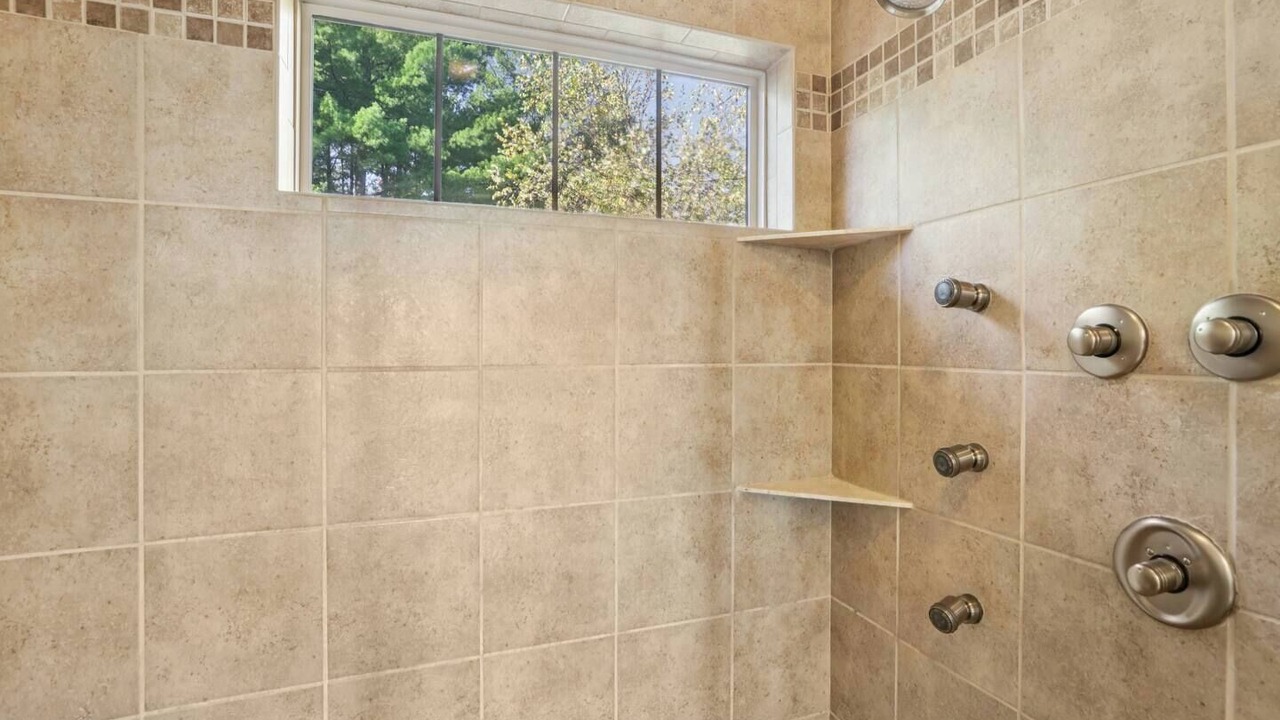 Photo of Bathroom in Lake Delton