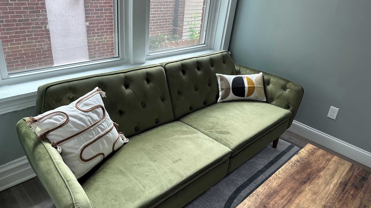 Photo of Livingroom in St. Louis