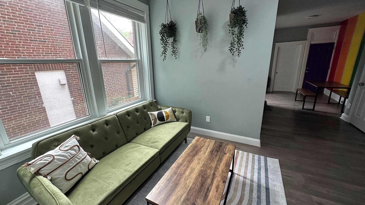 Photo of Livingroom in St. Louis