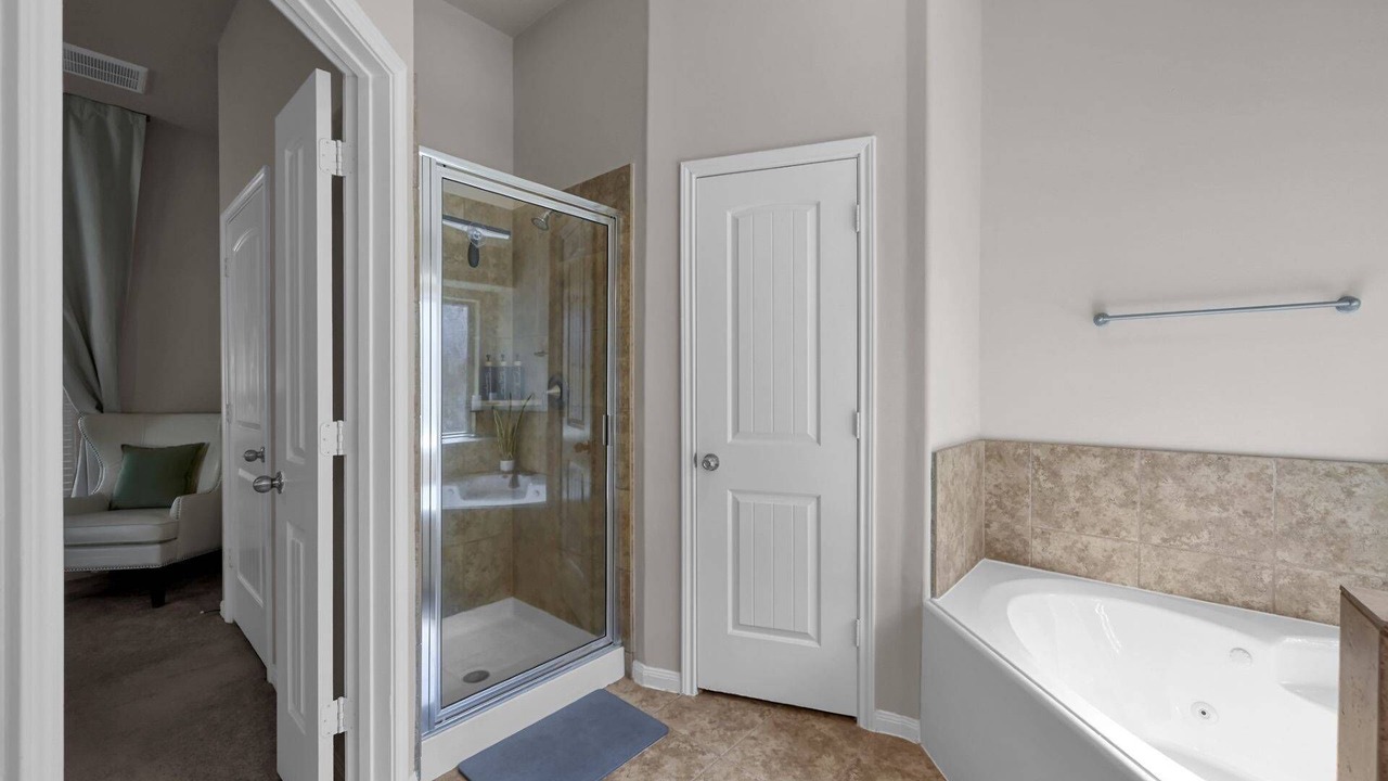 Photo of Bathroom in Walden on Lake Conroe