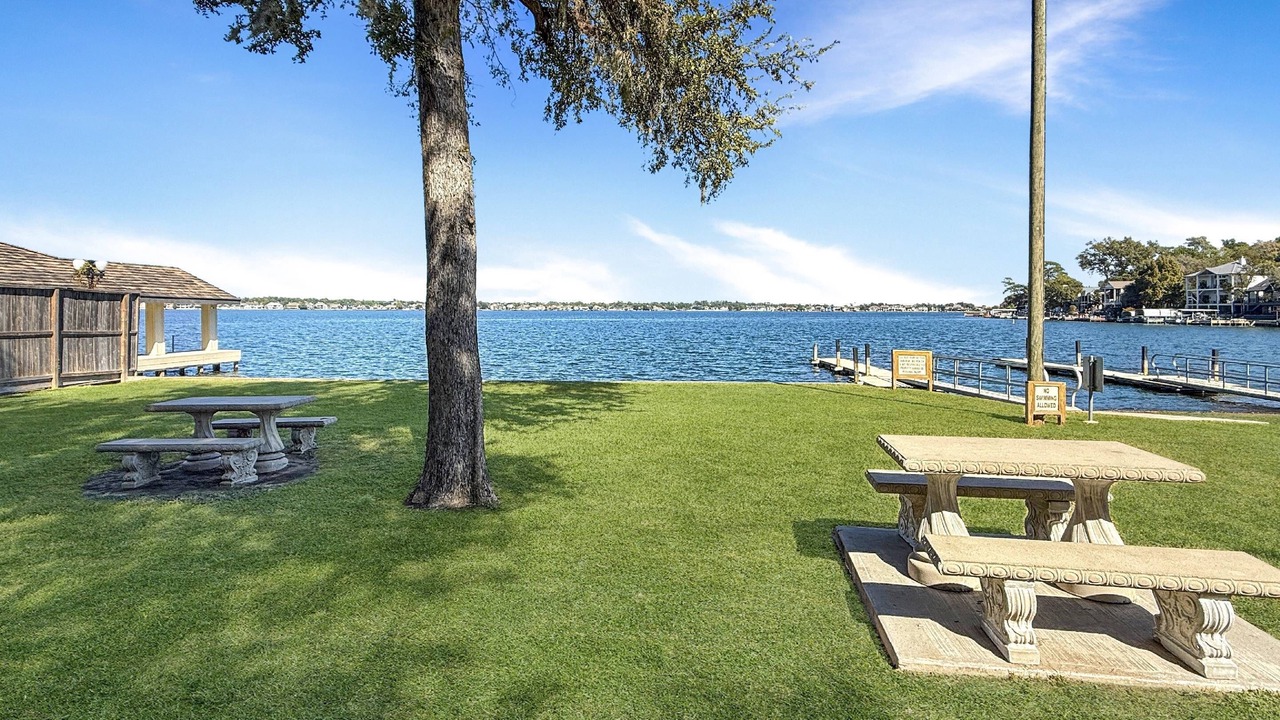Photo of Others in Walden on Lake Conroe
