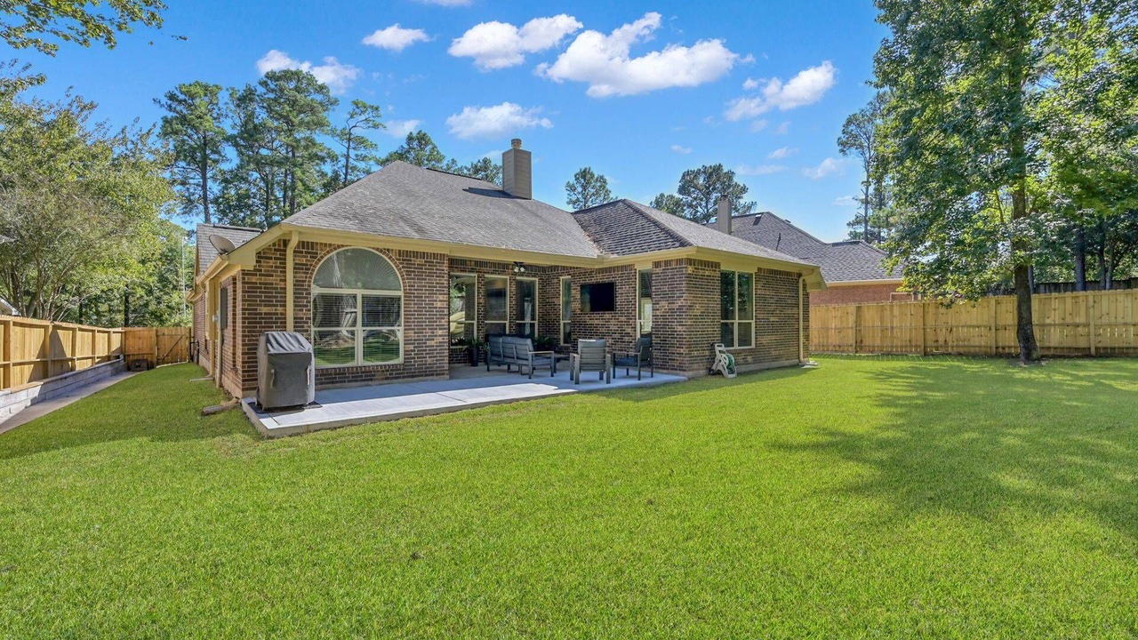 Photo of Outdoor in Walden on Lake Conroe