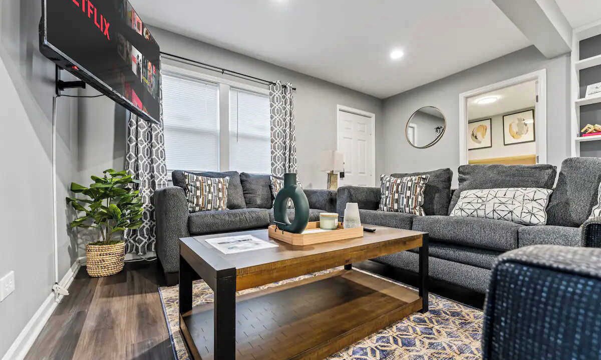 Photo of Livingroom in Gages Lake