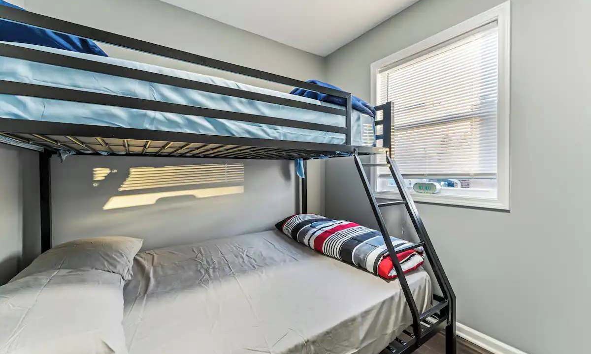 Photo of Bedroom in Gages Lake