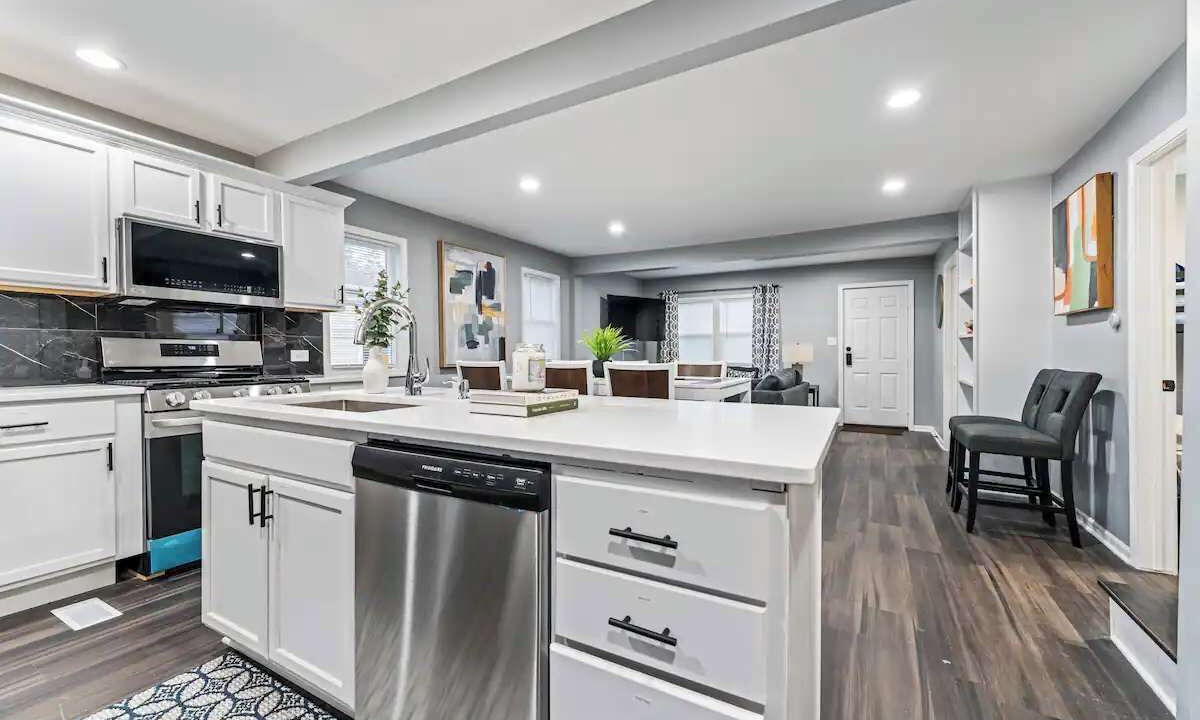 Photo of Kitchen in Gages Lake