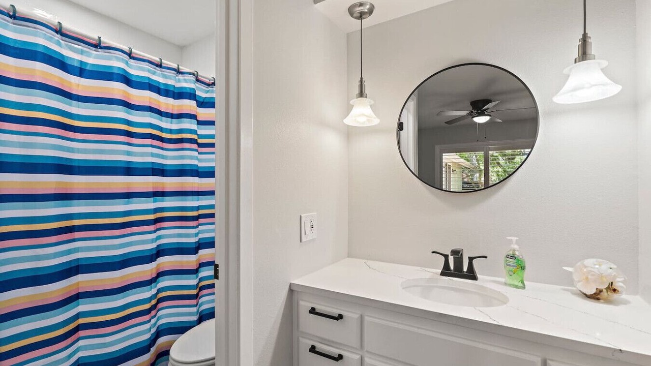 Photo of Bathroom in Parker Lane