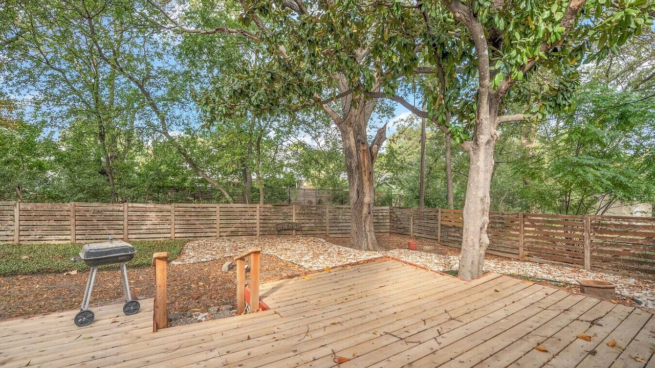 Photo of Outdoor in Parker Lane