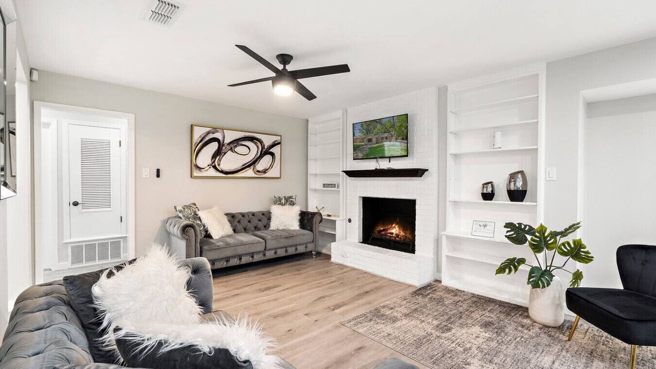 Photo of Livingroom in Parker Lane