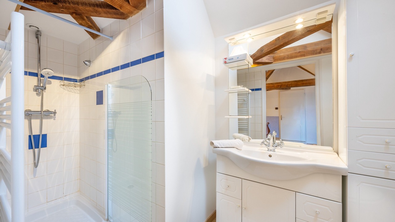 Photo of Bathroom in Aubigny