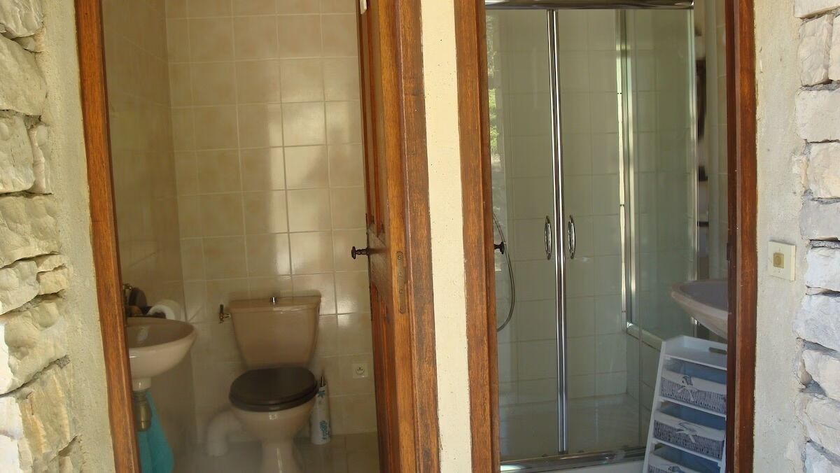 Photo of Bathroom in Saint-Michel-l'Observatoire