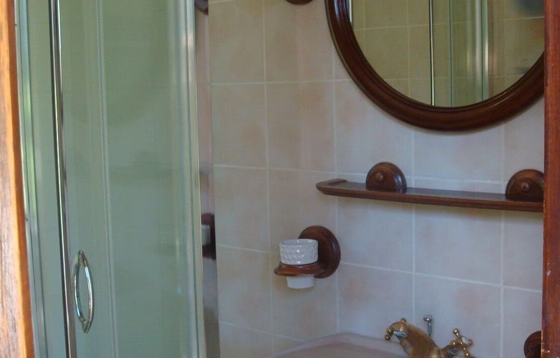 Photo of Bathroom in Saint-Michel-l'Observatoire