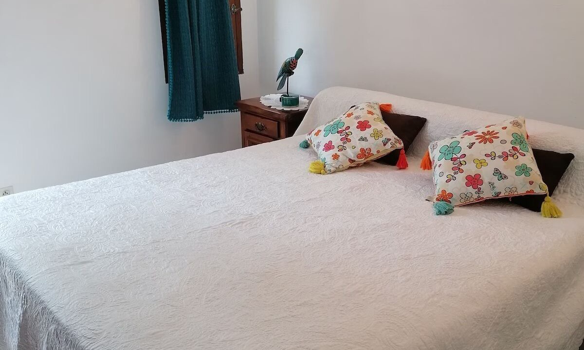 Photo of Bedroom in Saint-Michel-l'Observatoire
