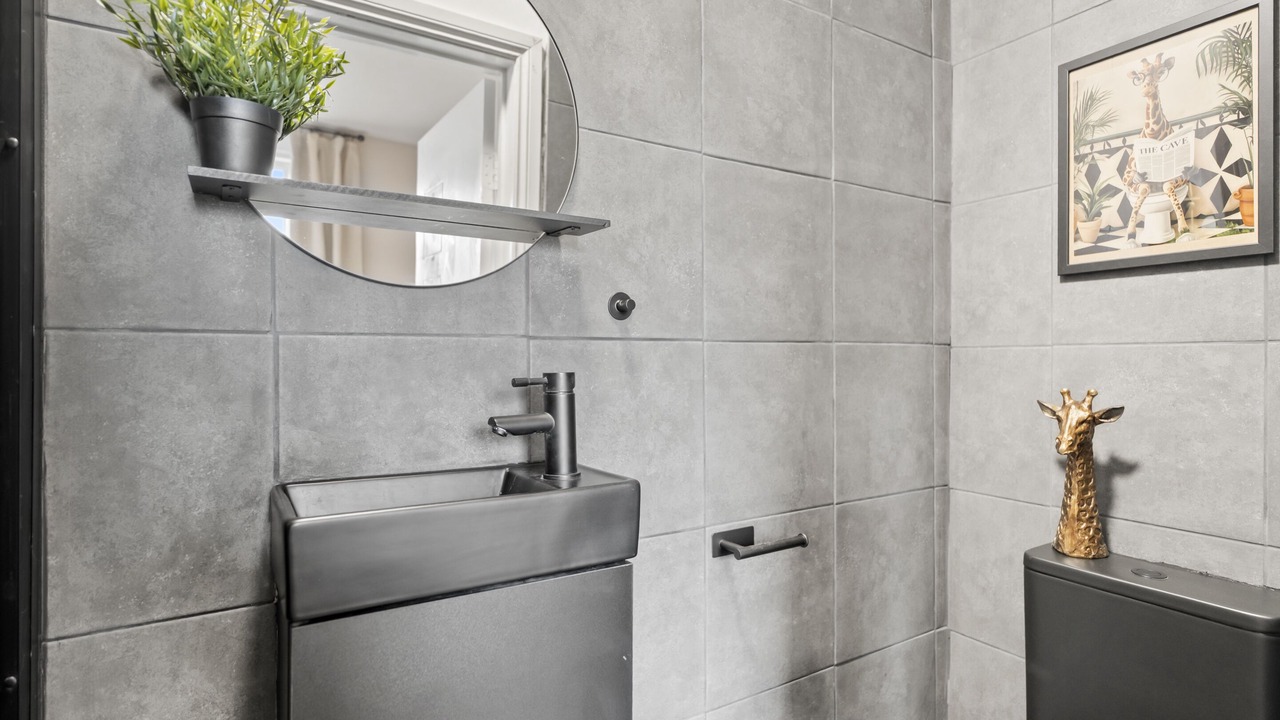 Photo of Others in Shacklewell