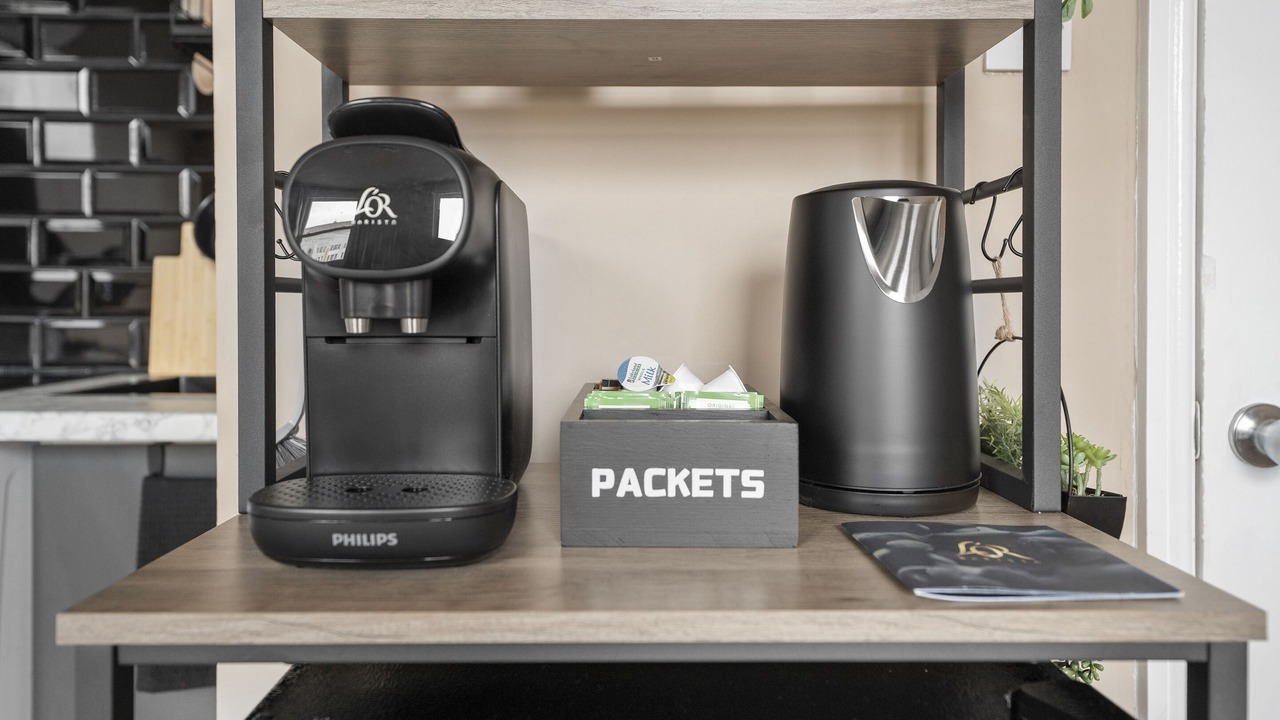 Photo of Others in Shacklewell