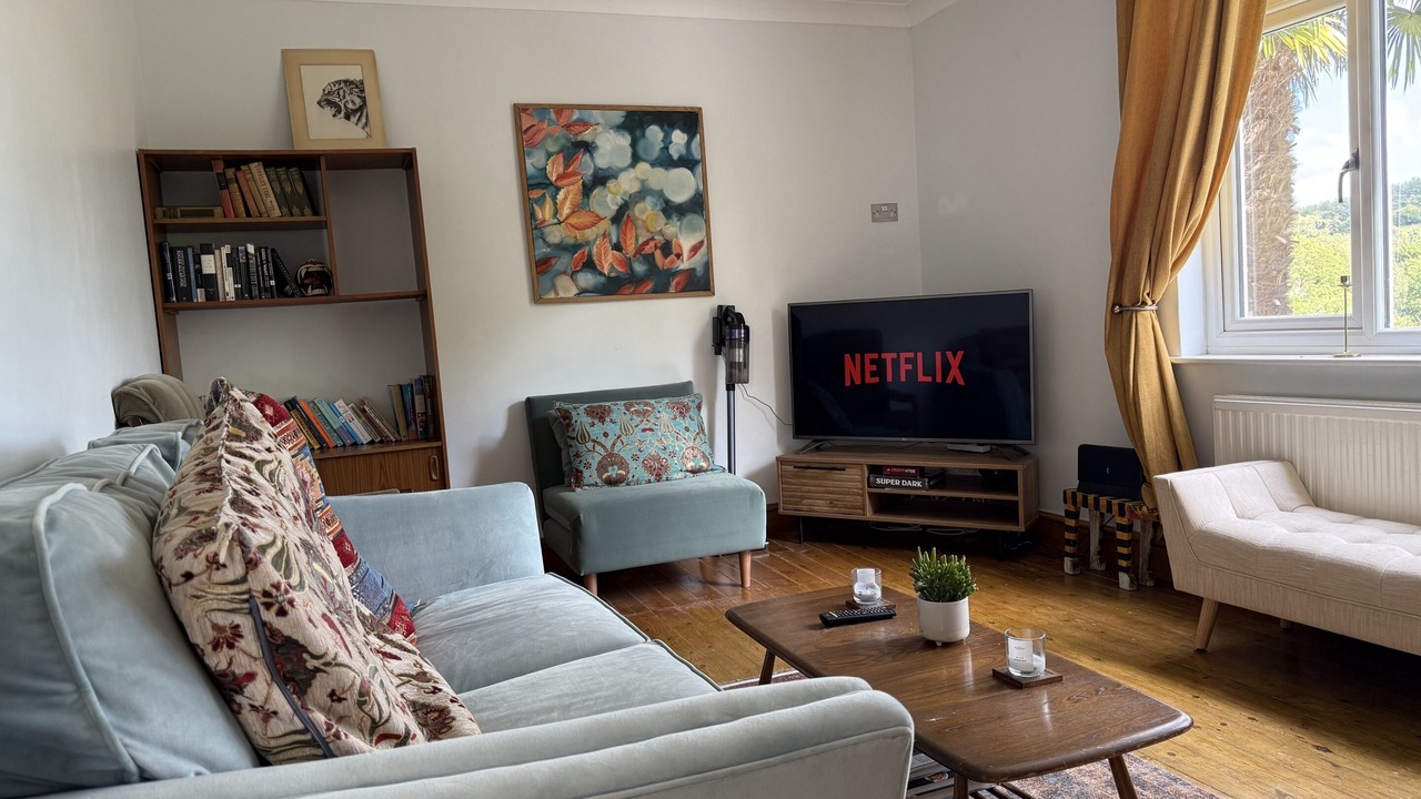 Photo of Bedroom in Caterham