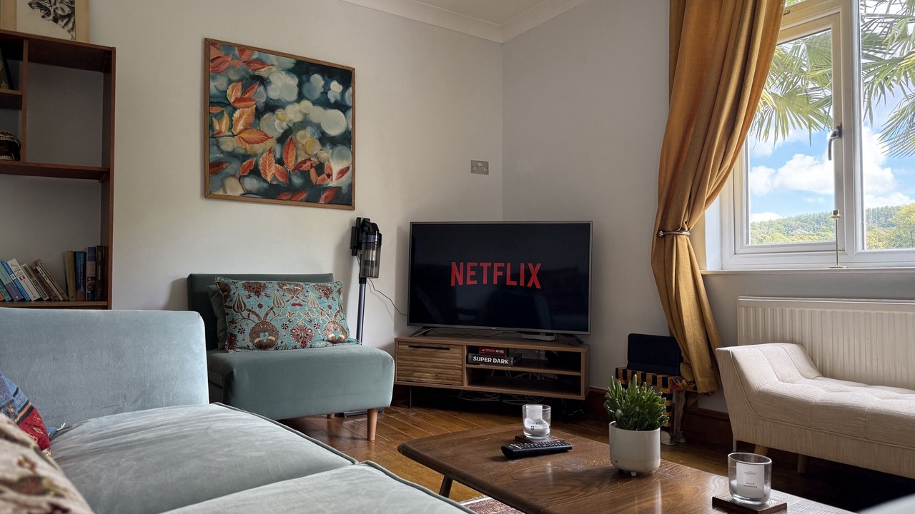 Photo of Bedroom in Caterham