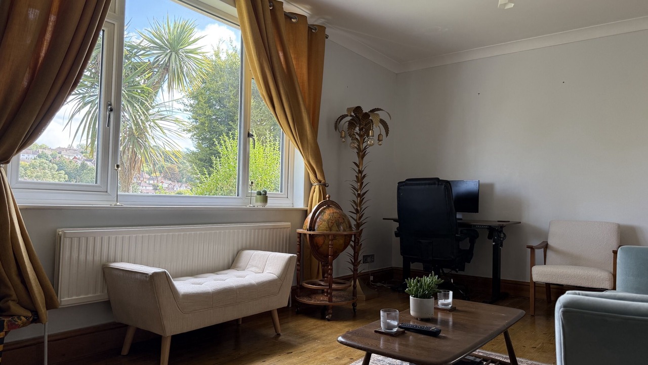 Photo of Bedroom in Caterham