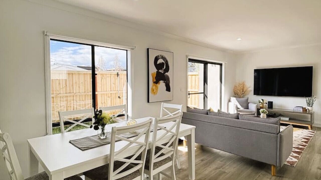 Photo of Others in Doreen