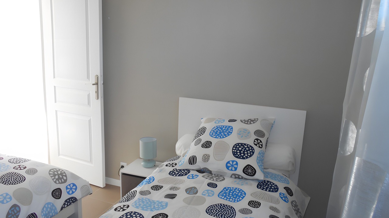 Photo of Bedroom in Meynes