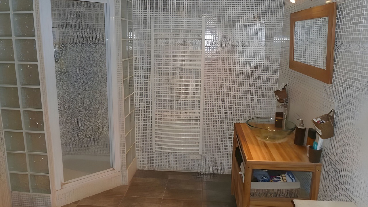 Photo of Bathroom in Laudun