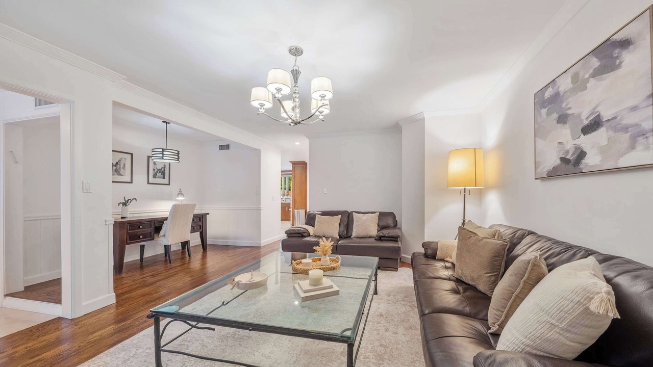 Photo of Livingroom in Sherman Oaks