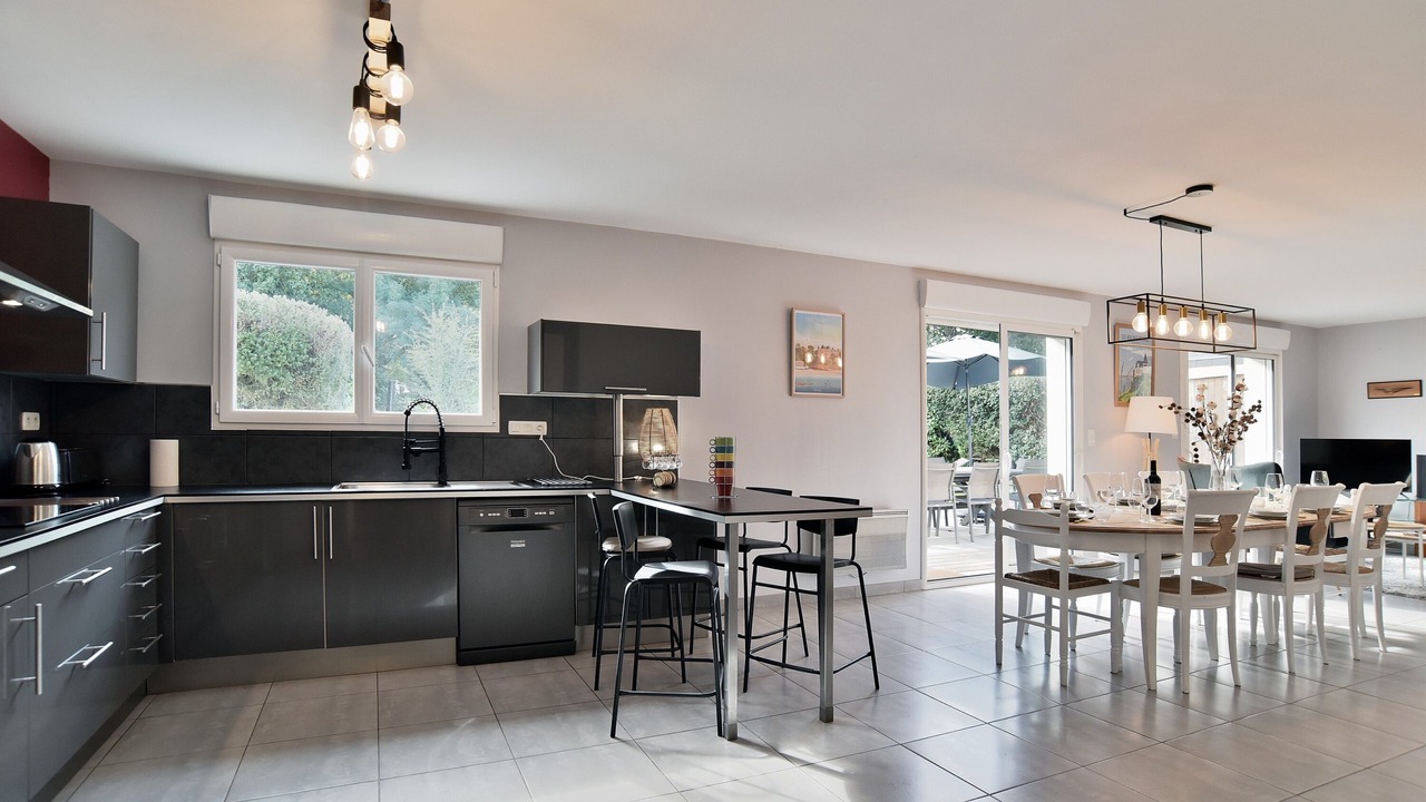 Photo of Kitchen in Saint-Briac-sur-Mer