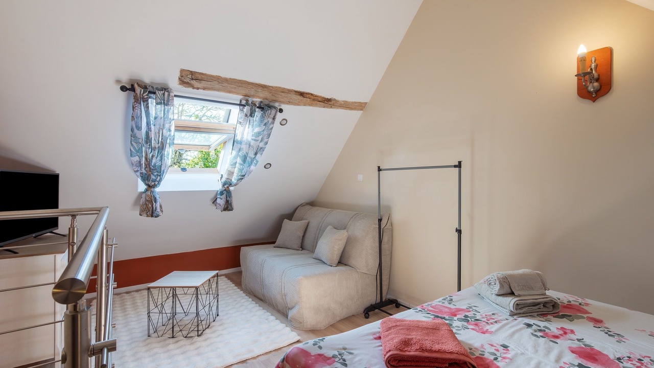 Photo of Bedroom in Deneze-sous-Doue