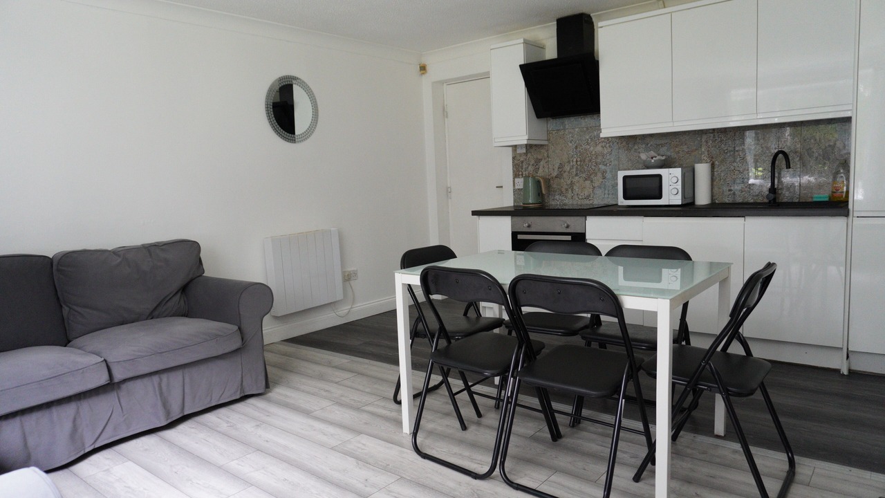 Photo of Others in Glasgow