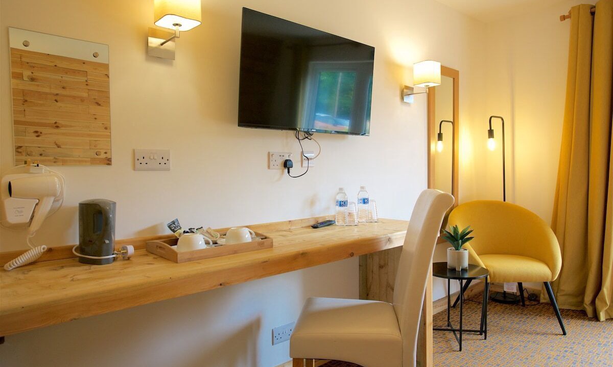 Photo of Others in Kidderminster