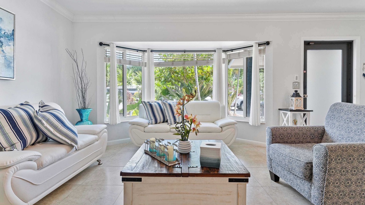 Photo of Livingroom in Survey Creek