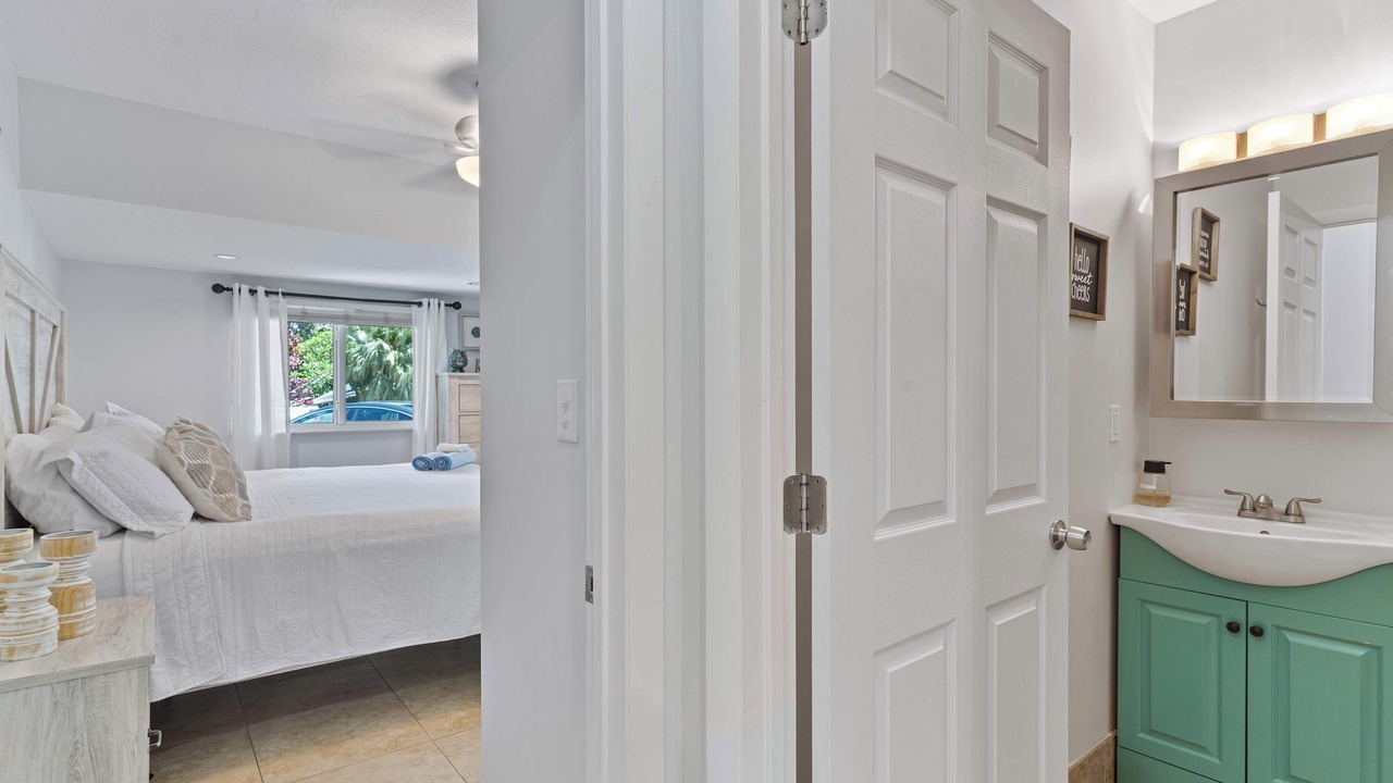 Photo of Bedroom in Survey Creek