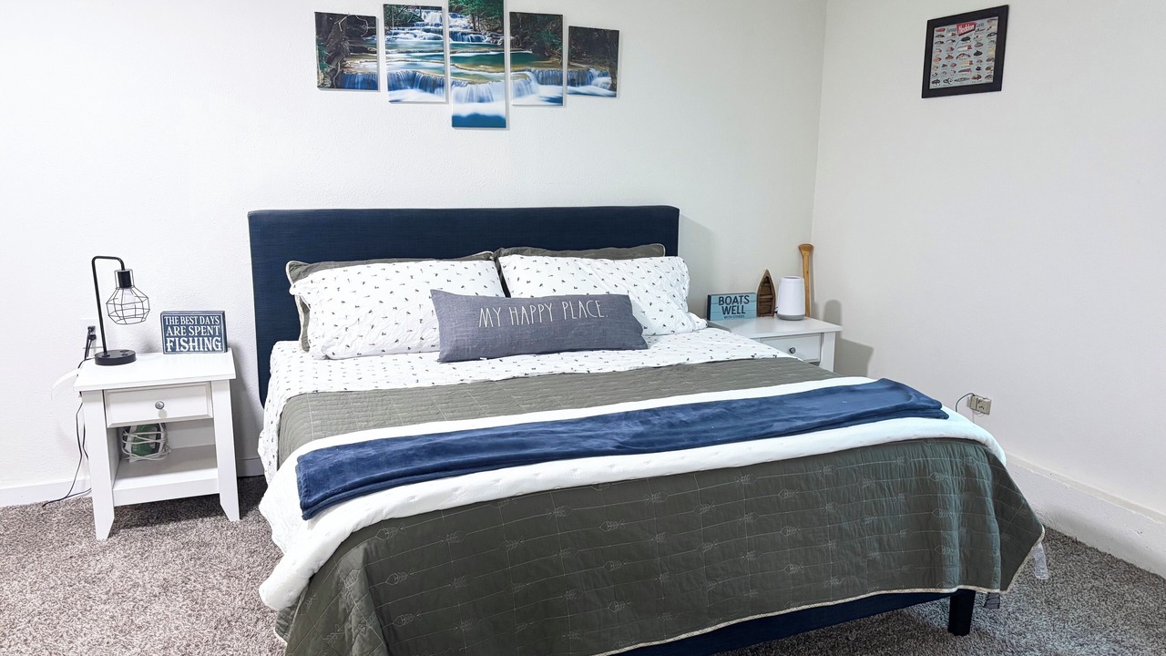 Photo of Bedroom in Salem